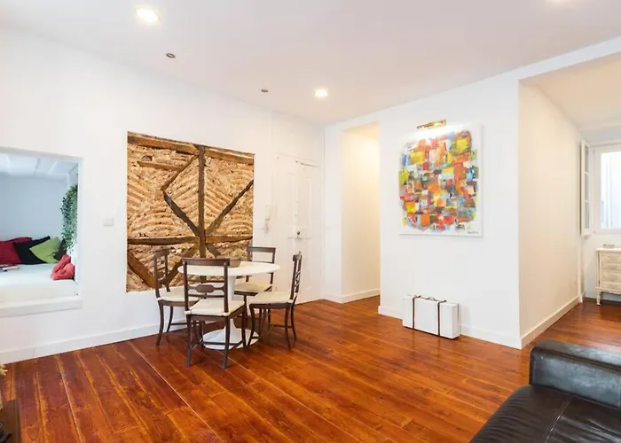 Lisbon Historical Center Renewed Apartment