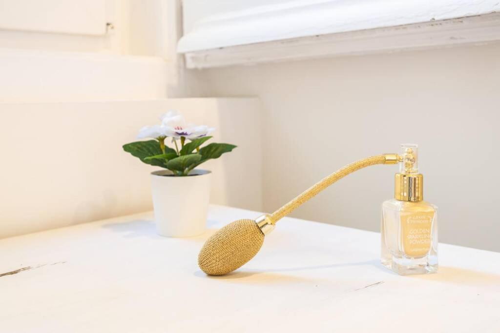 Historical Center Renewed Apartment Lisbon