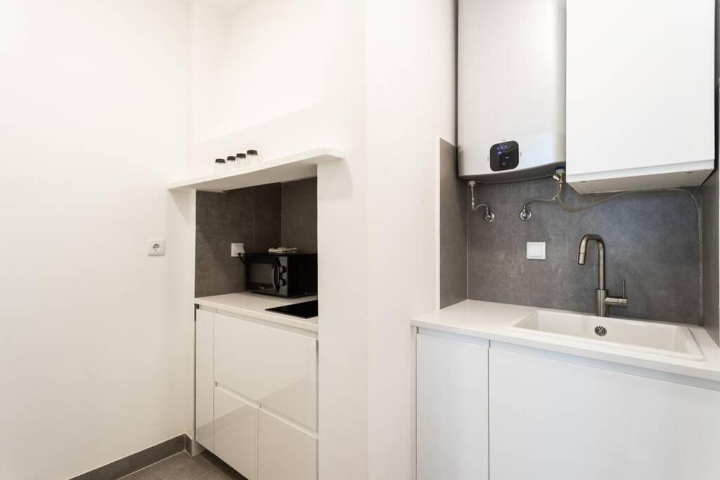 Historical Center Renewed Apartment Lisbon